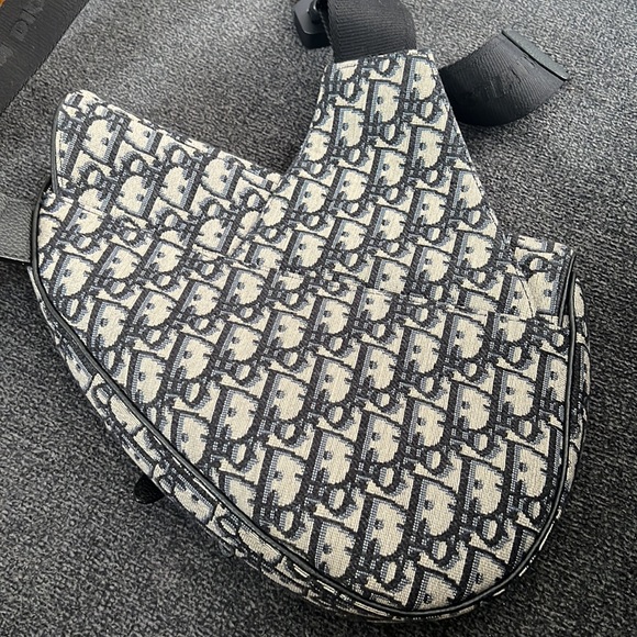 DIOR Men SADDLE BAG - Picture 11 of 13